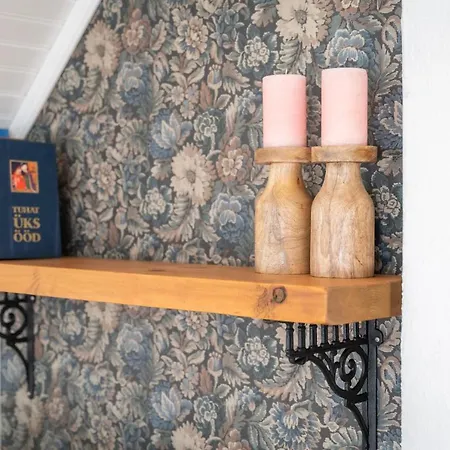 Roose Guesthouse *