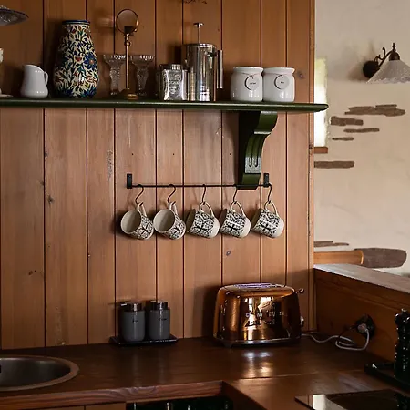 Roose Guesthouse Кярдла